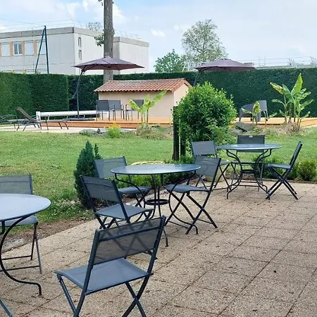 Etesia Hotel